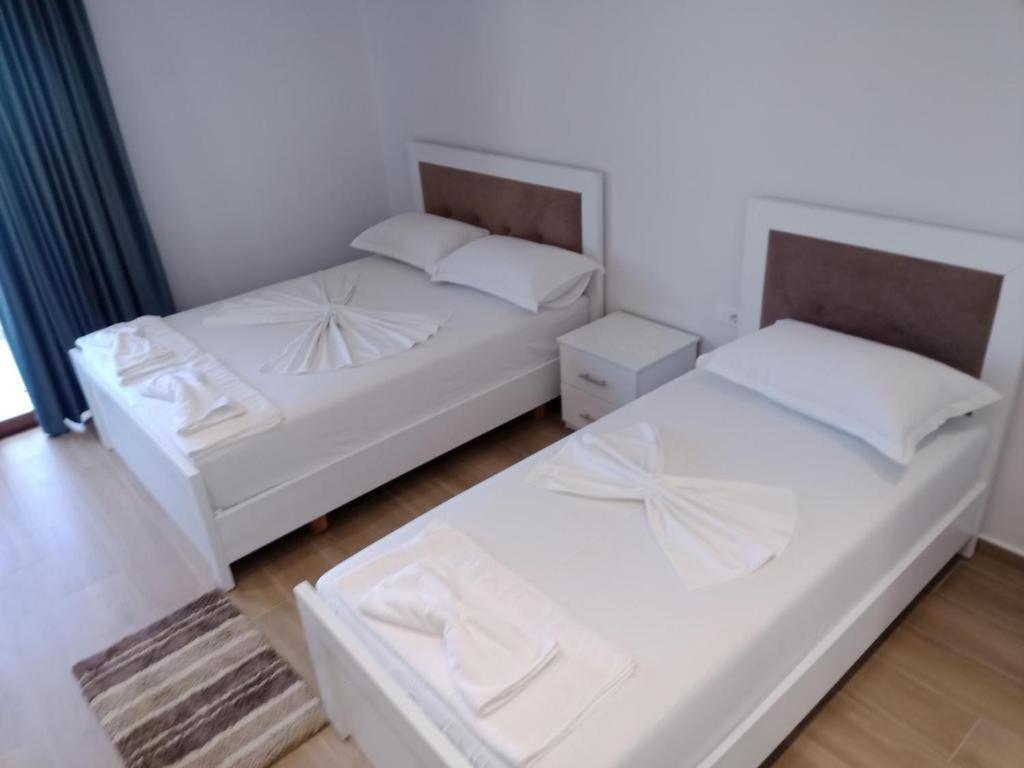 Hotel Opolonia Ksamil Eksteriør billede